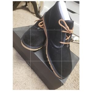 UGG CHUKKA BOOT SIZE 11 MEN